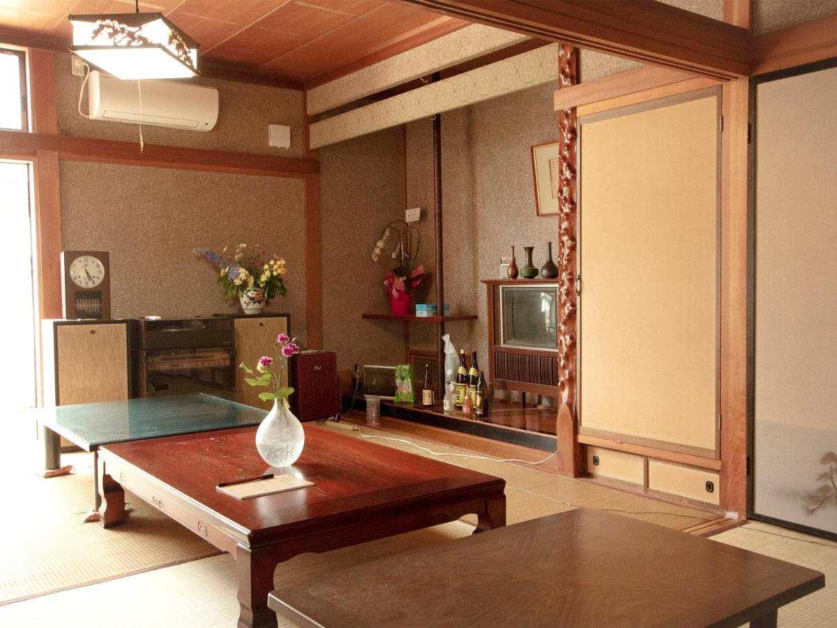 Guesthouse Karikakko Ogi المظهر الخارجي الصورة